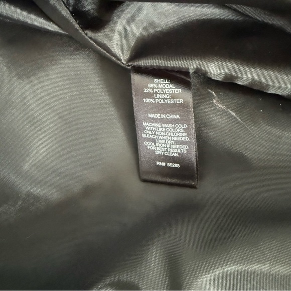 Express Women's Black Silky / Suede Blazer - Picture 6 of 6